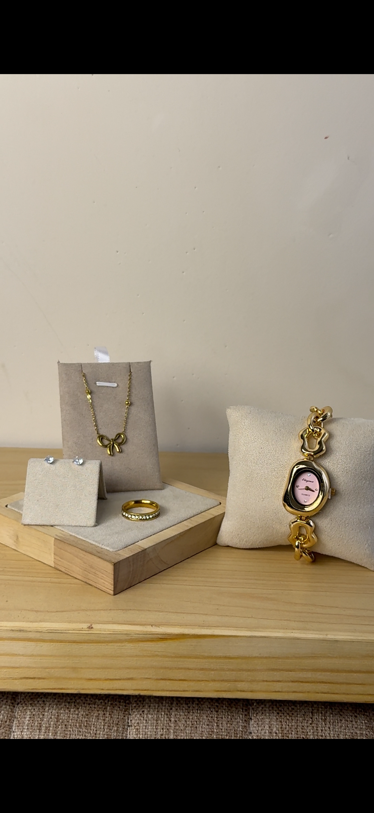 Eliyana bean pink Watch + Necklace (Free) + Earing (Free) + Mystery Ring (Free)