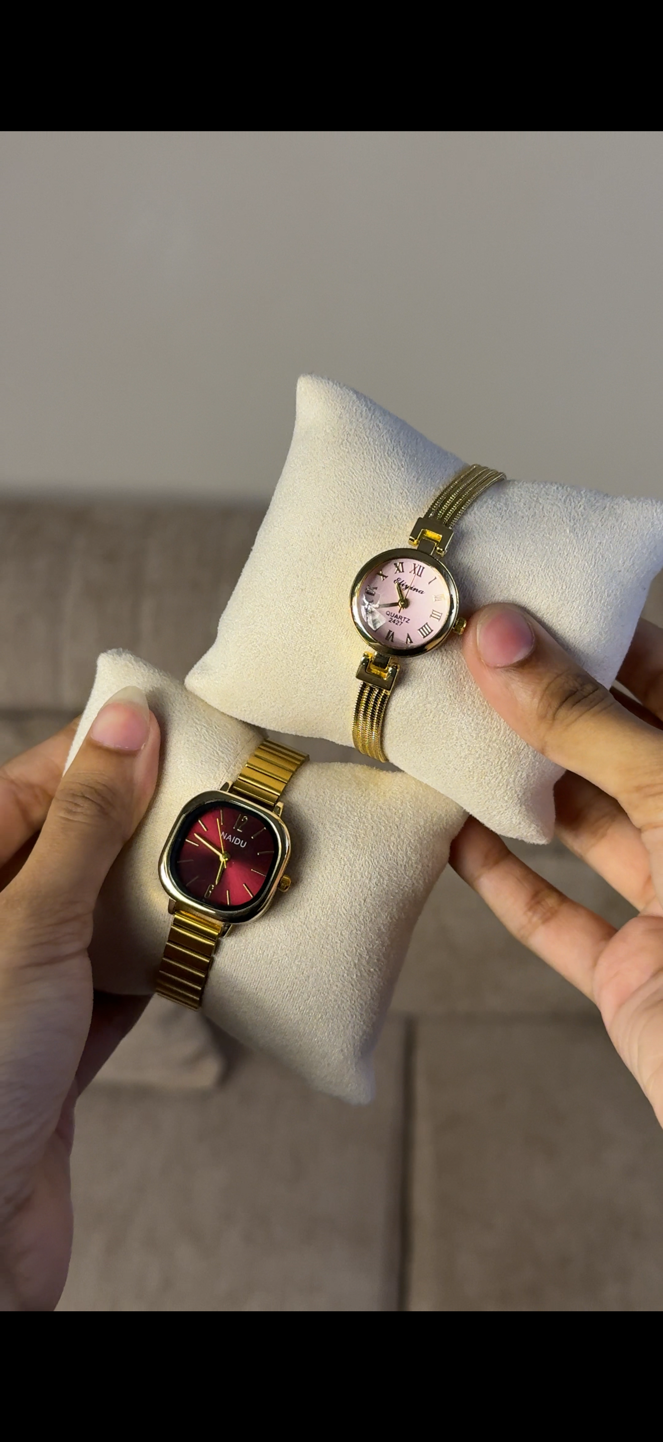 Naidu  red dial + Get 1 cartier belt watch (70% off)