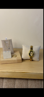 Gogoey vinatge gold Watch + Necklace (Free) + Earing (Free) + Mystery Ring (Free)