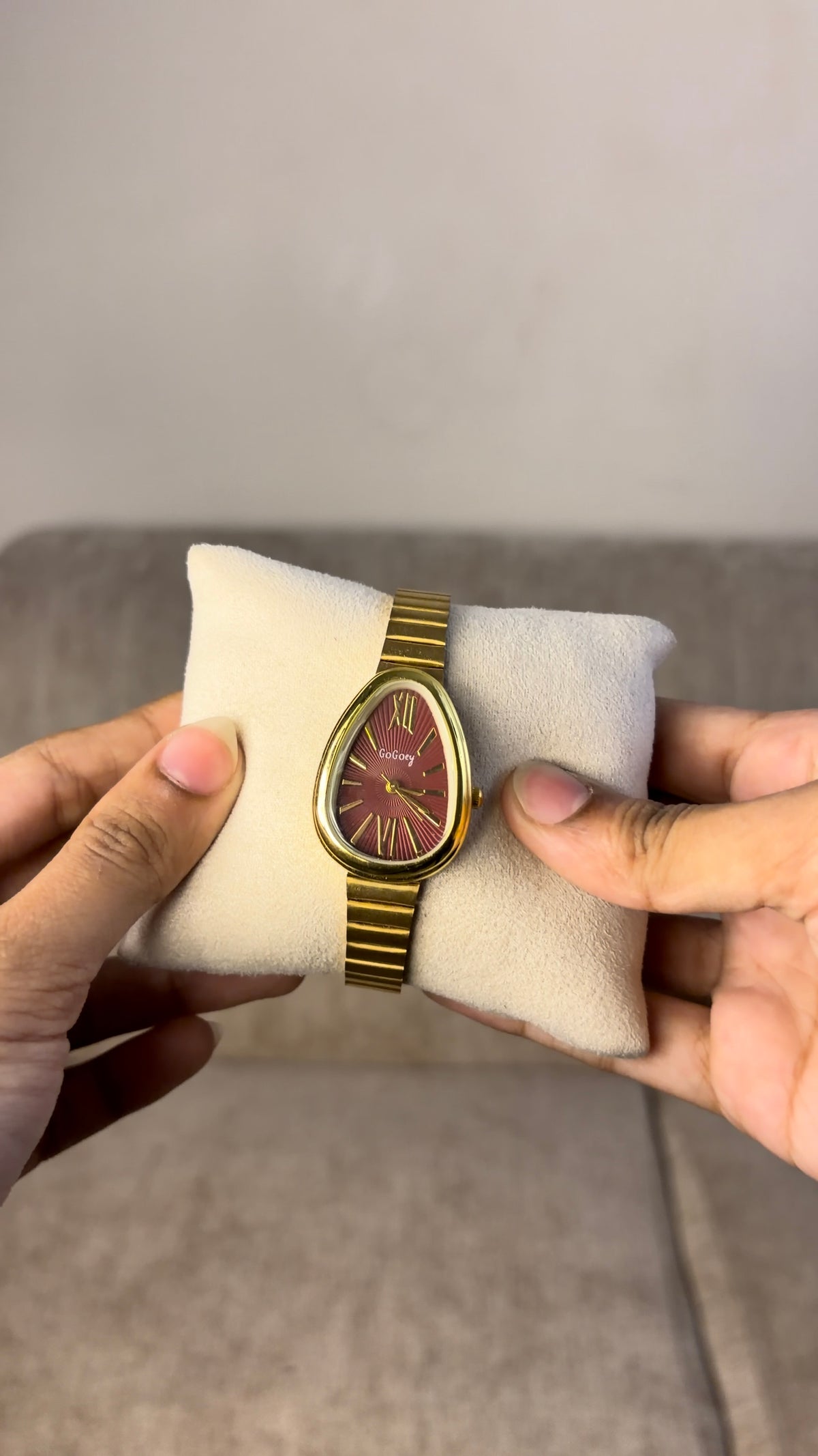 Gogoey Snakehead Maroon DIal