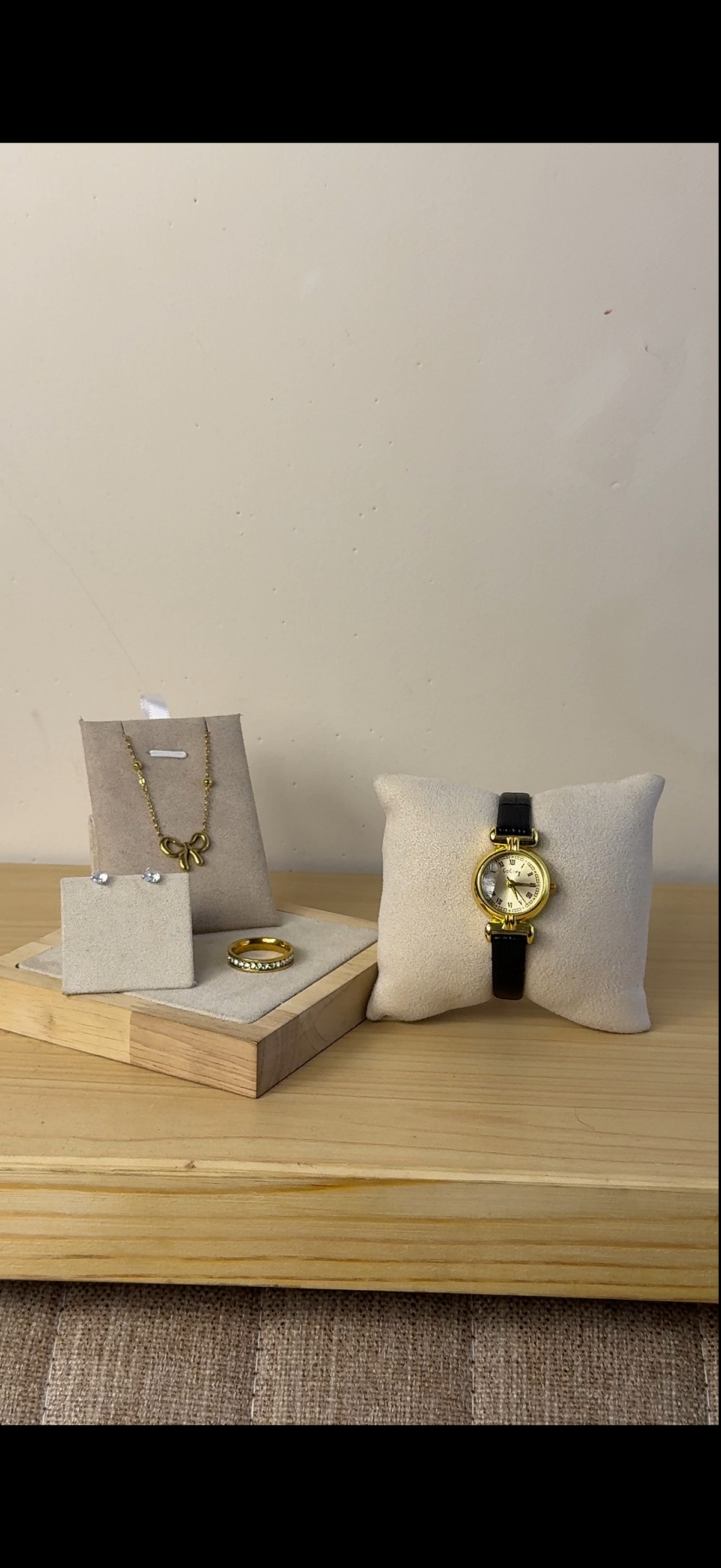 Naidu black belt Watch + Necklace (Free) + Earing (Free) + Mystery Ring (Free)