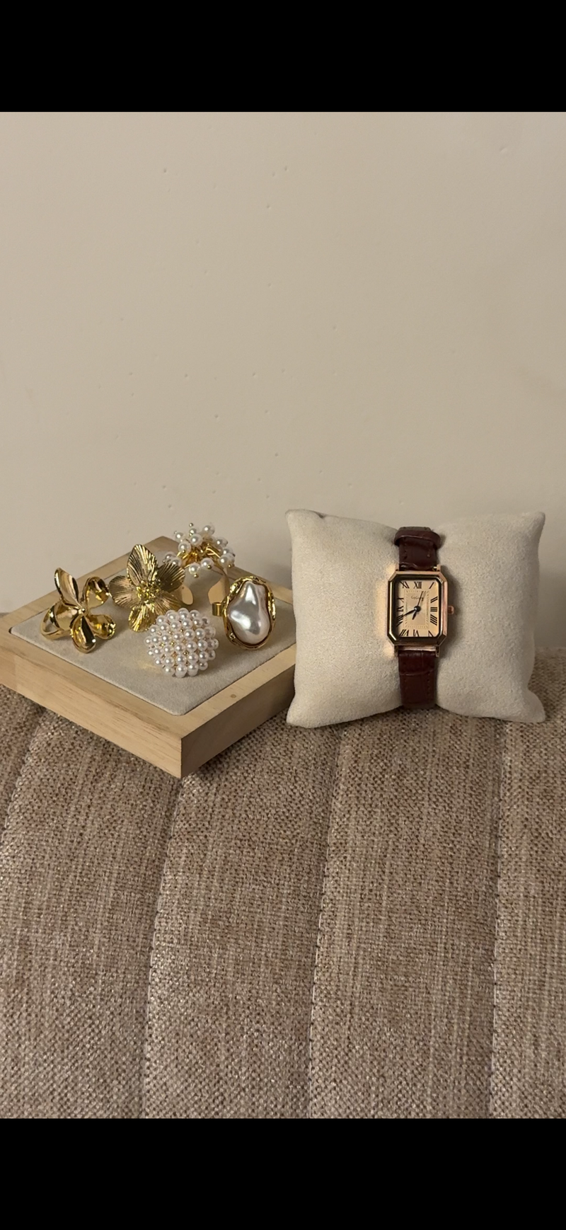 Gogoey Retro +৫টি hibiscus & Pearl Ring set free পান