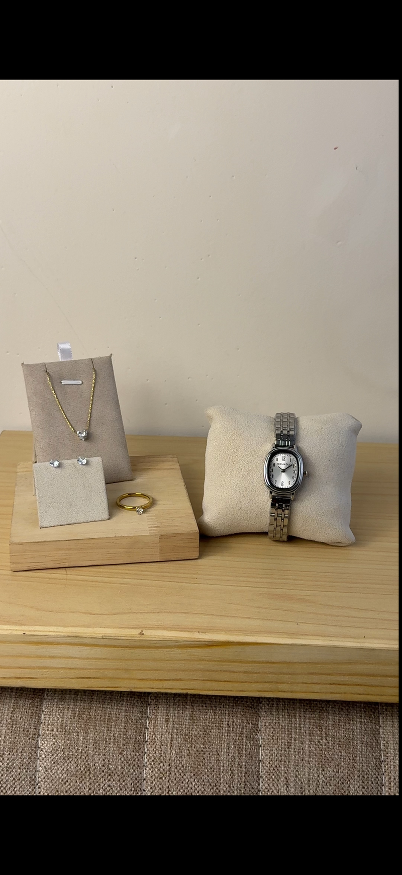 Silver Doukou + Necklace (Free) + Earing (Free) + Mystery Ring (Free) see