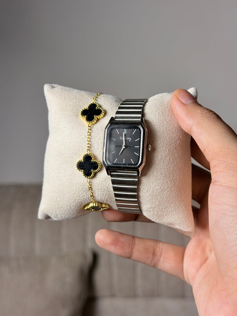 Gogoey black + Clover Bracelet (Free)+ Mystery Ring (Free)