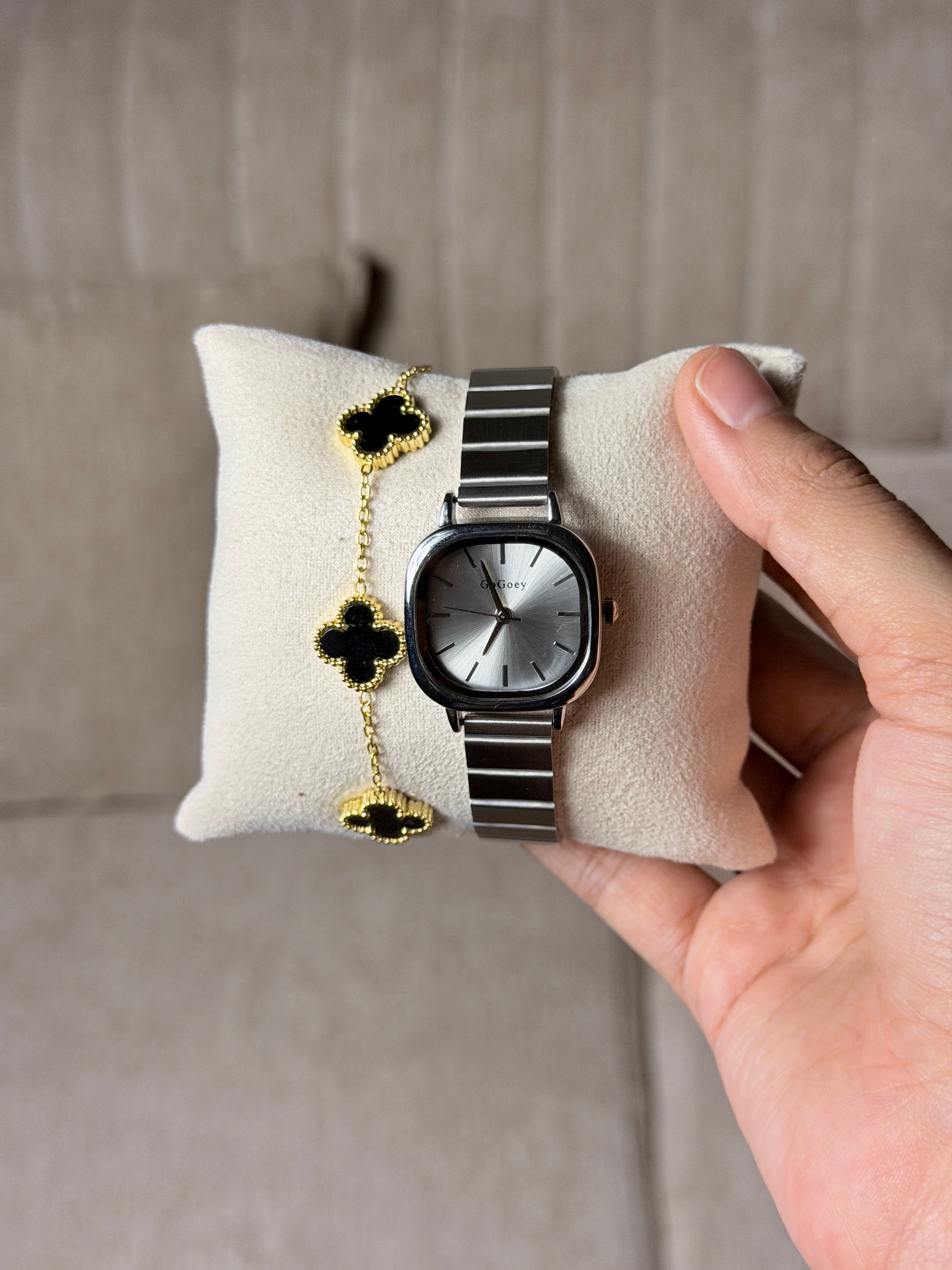 Gogoey silver square + Clover Bracelet (Free)+ Mystery Ring (Free)