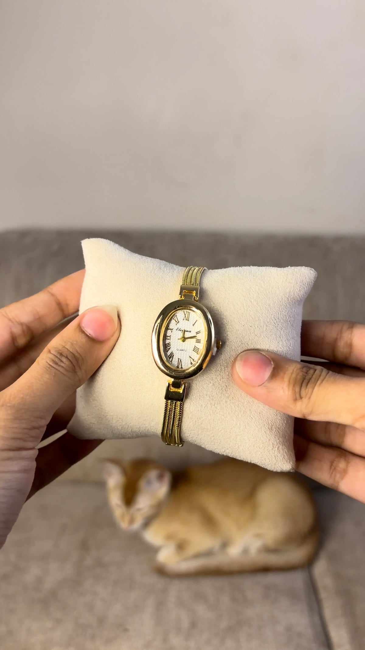Eliyan white Oval dial