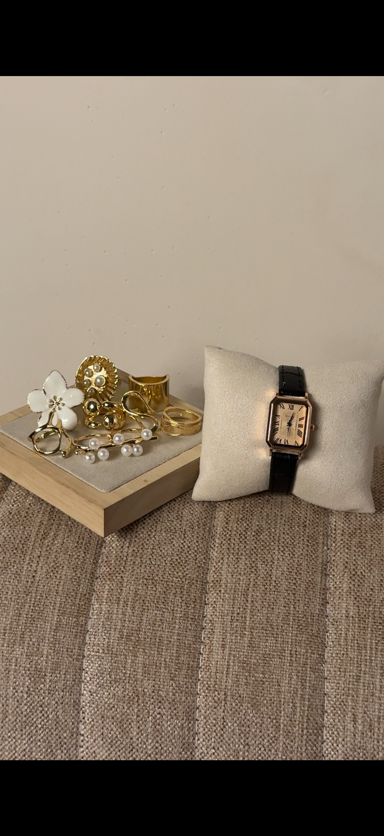 Gogoey Retro +৫টি hibiscus & Pearl Ring set free পান