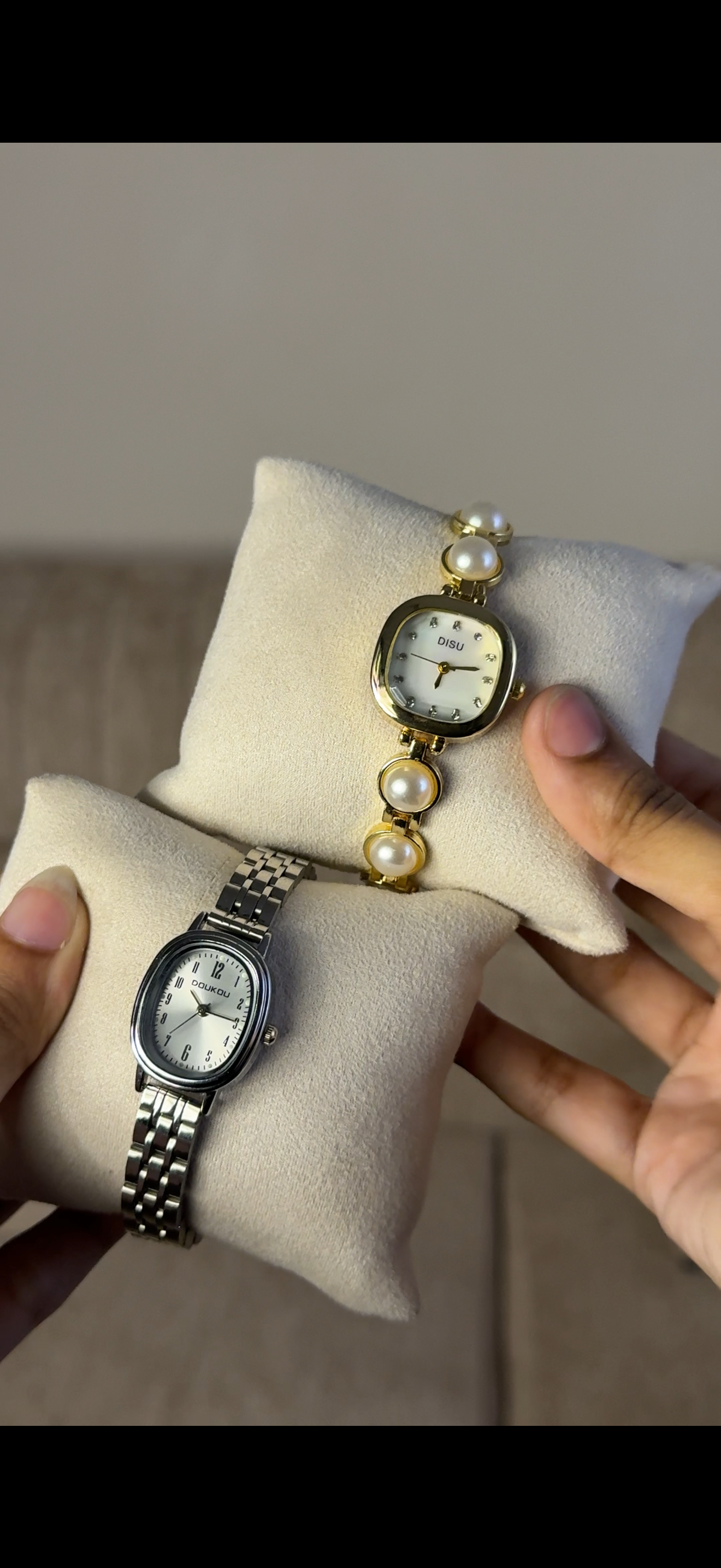 Doukou silver + Get 1 watch with  (70% off)