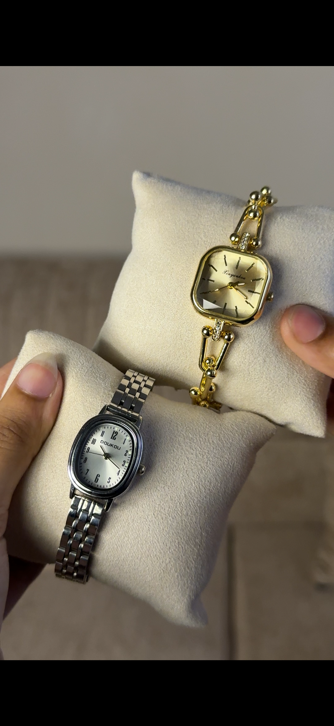 Doukou silver + Get 1 watch with  (70% off)