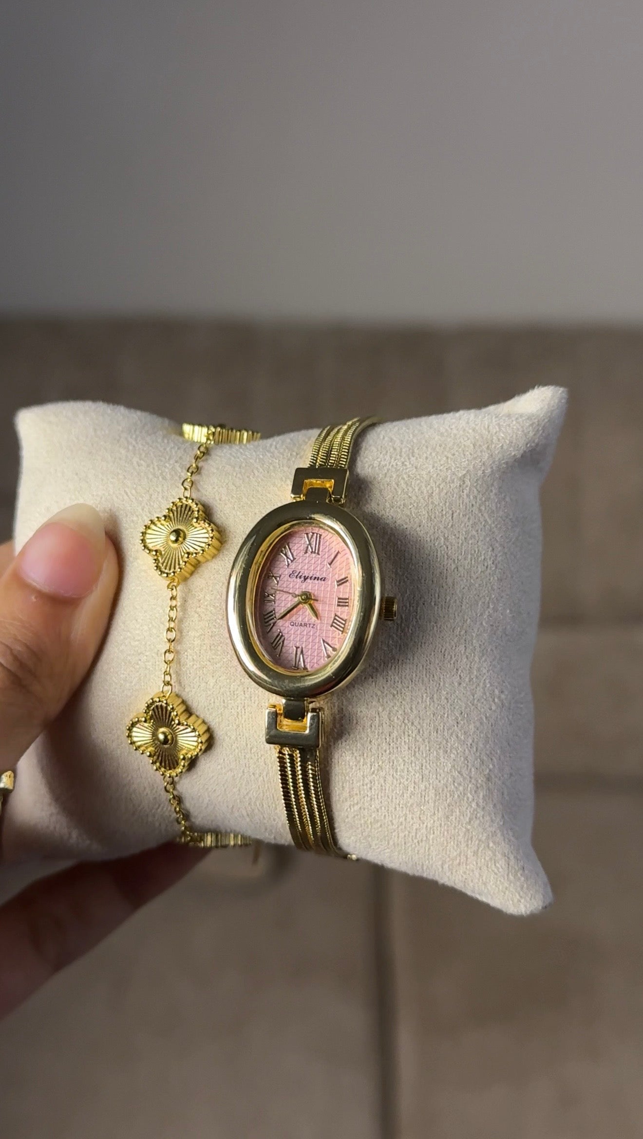 Eliyina Pink oval + Cartier Love Bracelet (Free)