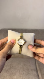 Eliyana Circle White
