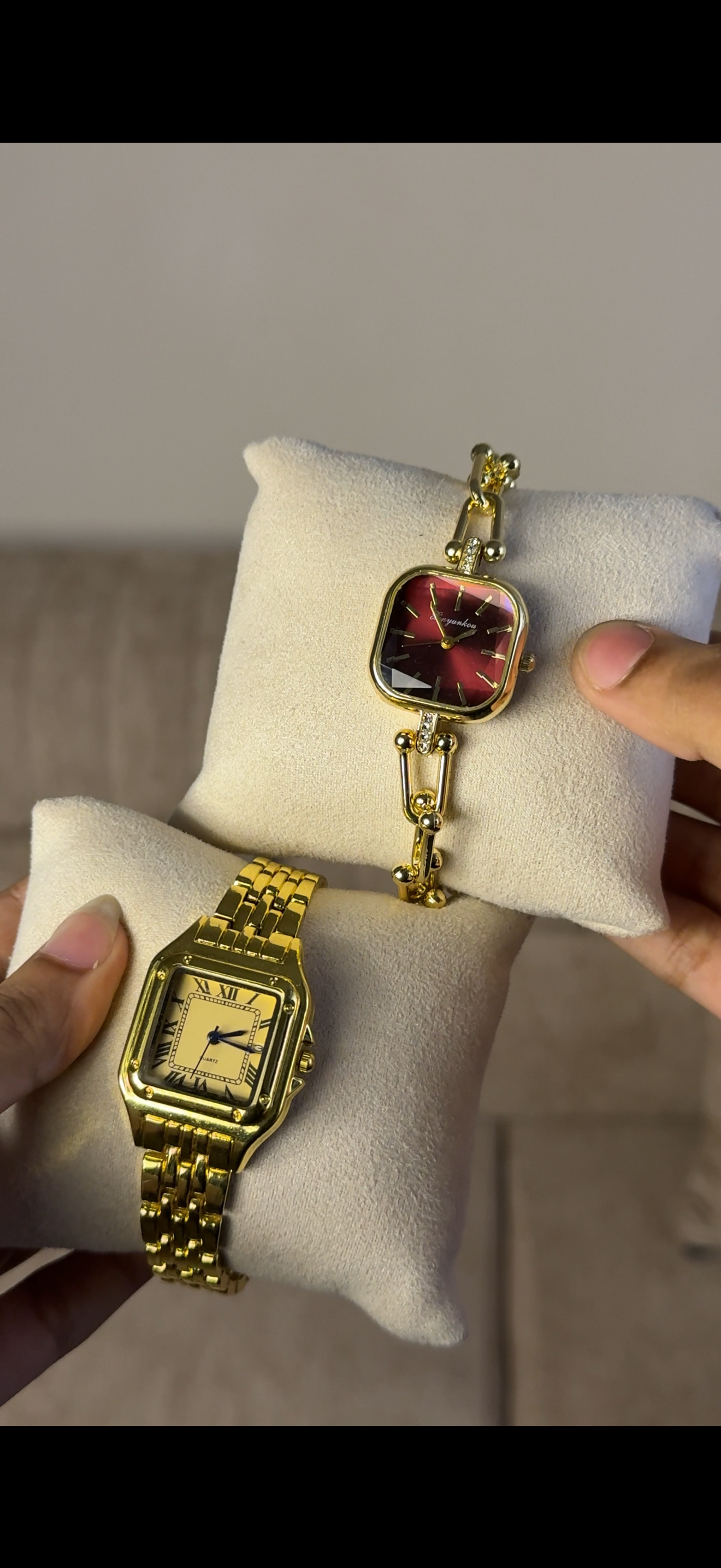 QURTZ Gold + Get 1 Watch (70% Off)