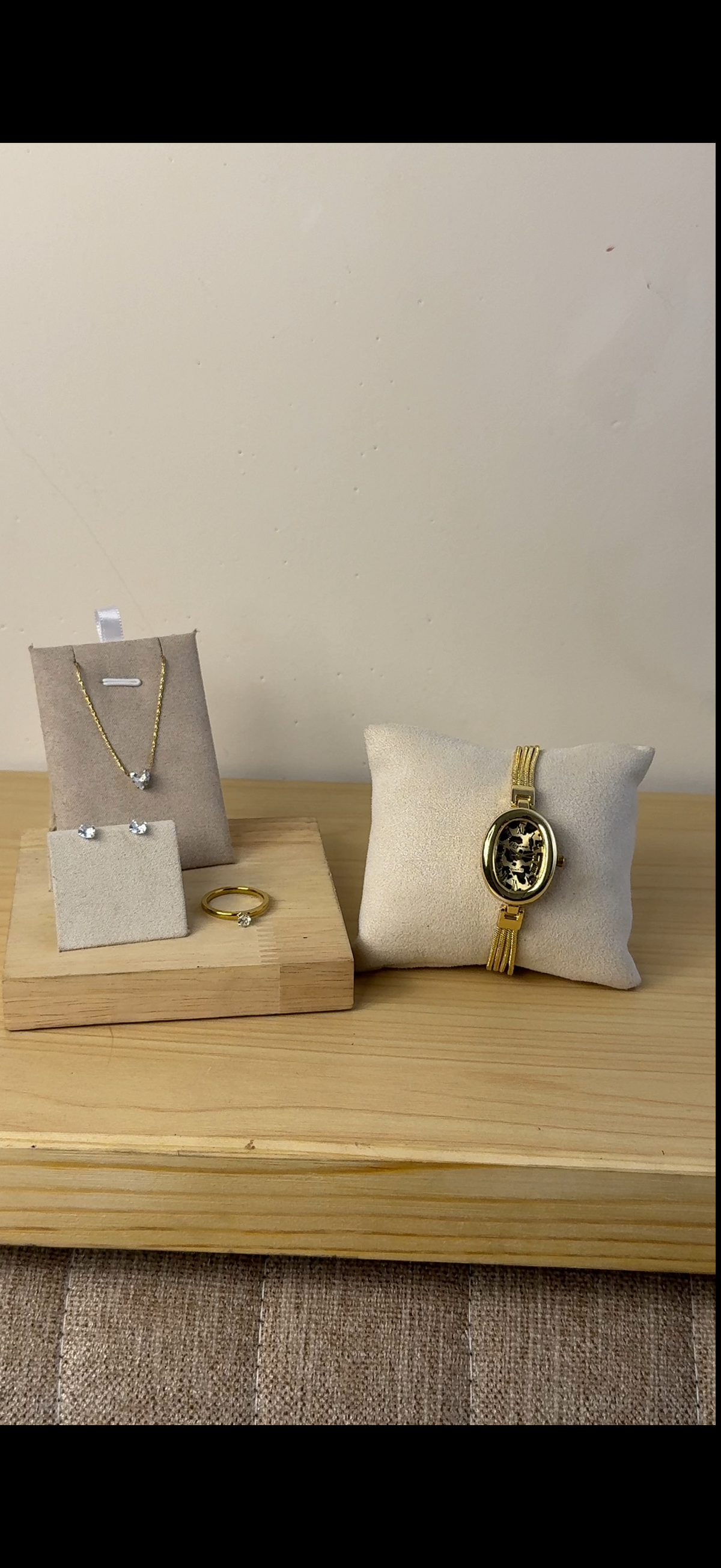 Eliyina leopard Oval + Necklace (Free) + Earing (Free) + Mystery Ring (Free)