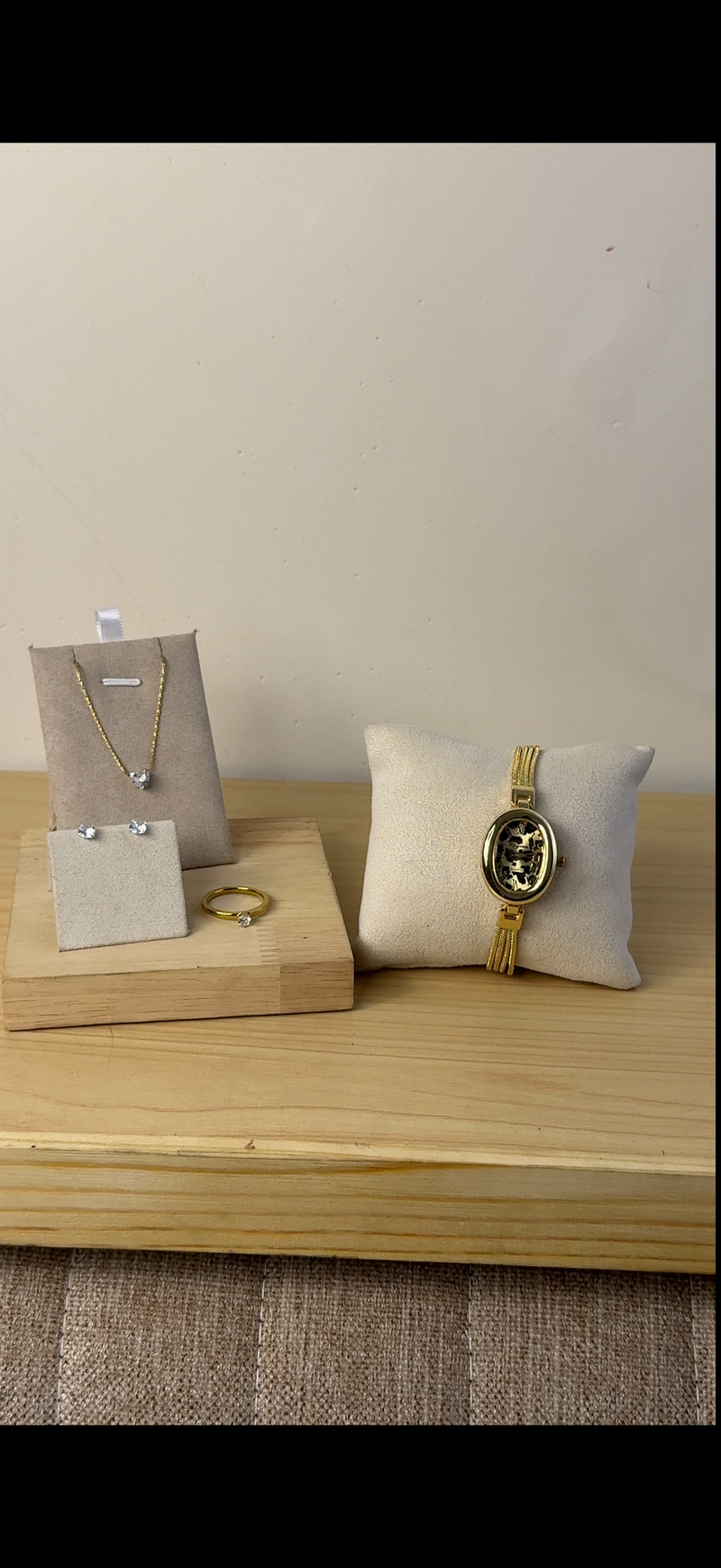Eliyina leopard Oval + Necklace (Free) + Earing (Free) + Mystery Ring (Free)