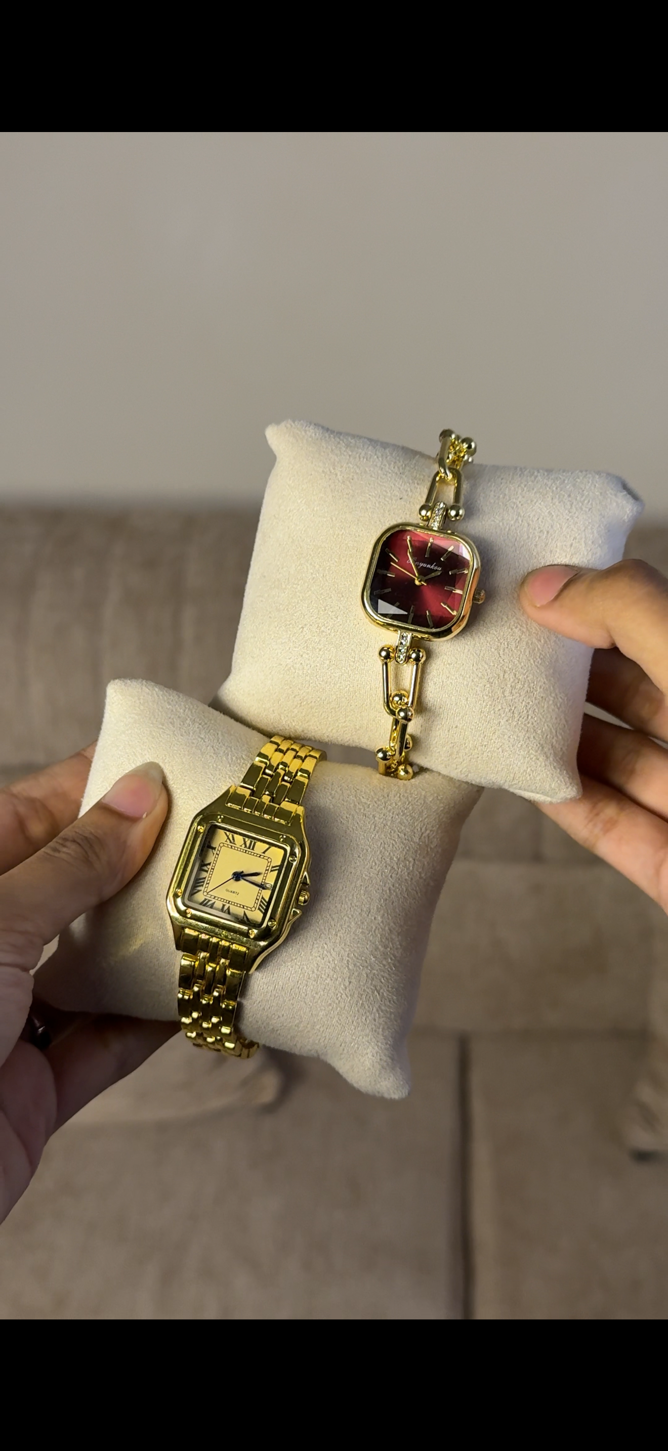 QURTZ Gold + Get 1 Cartier belt watch (70% off)