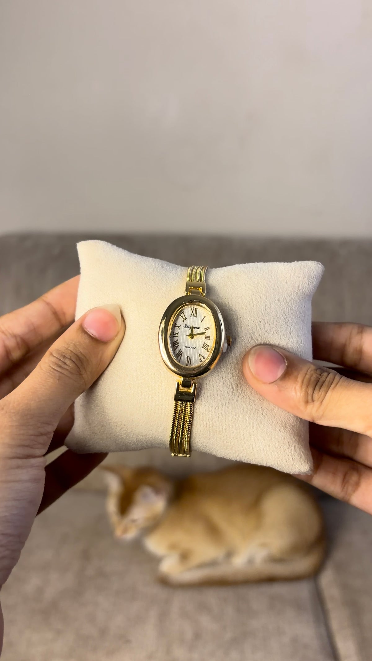 Eliyan white Oval dial