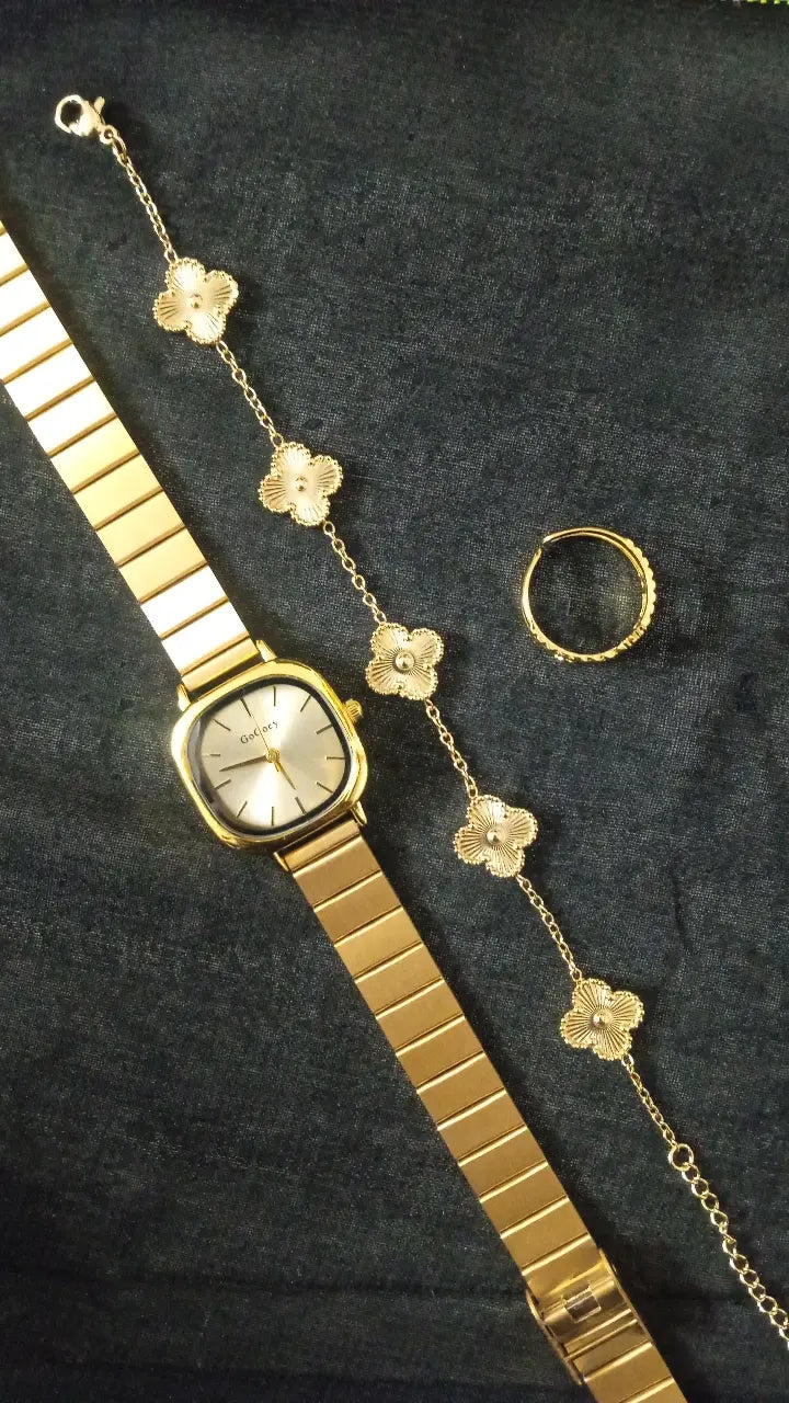 (Gogoey  square combo)  .  Buy 1 Watch ⌚
Get 2 Jewellery FREE 💍🍀
(Ring + Clover Bracelet)
