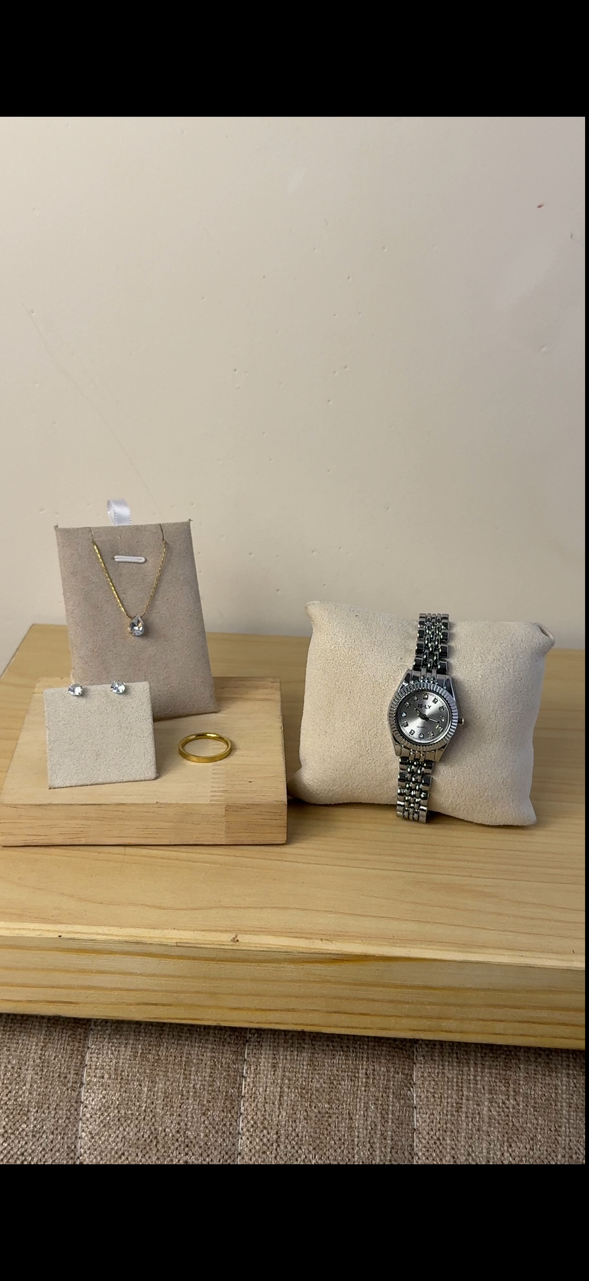 Iely silver