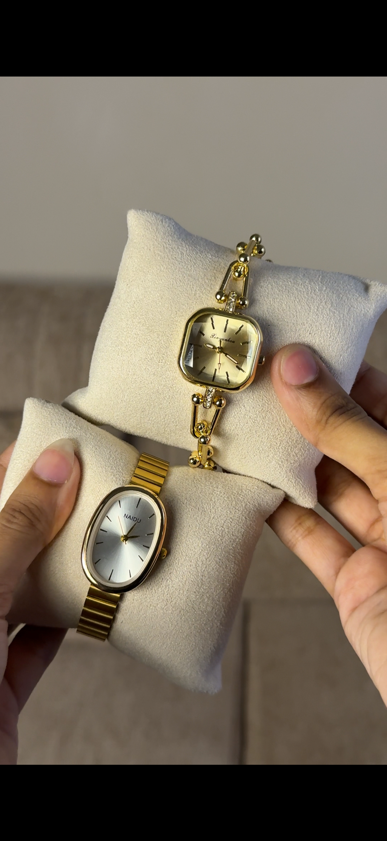 Naidu oval + Get 1 Cartier belt watch (70% off)
