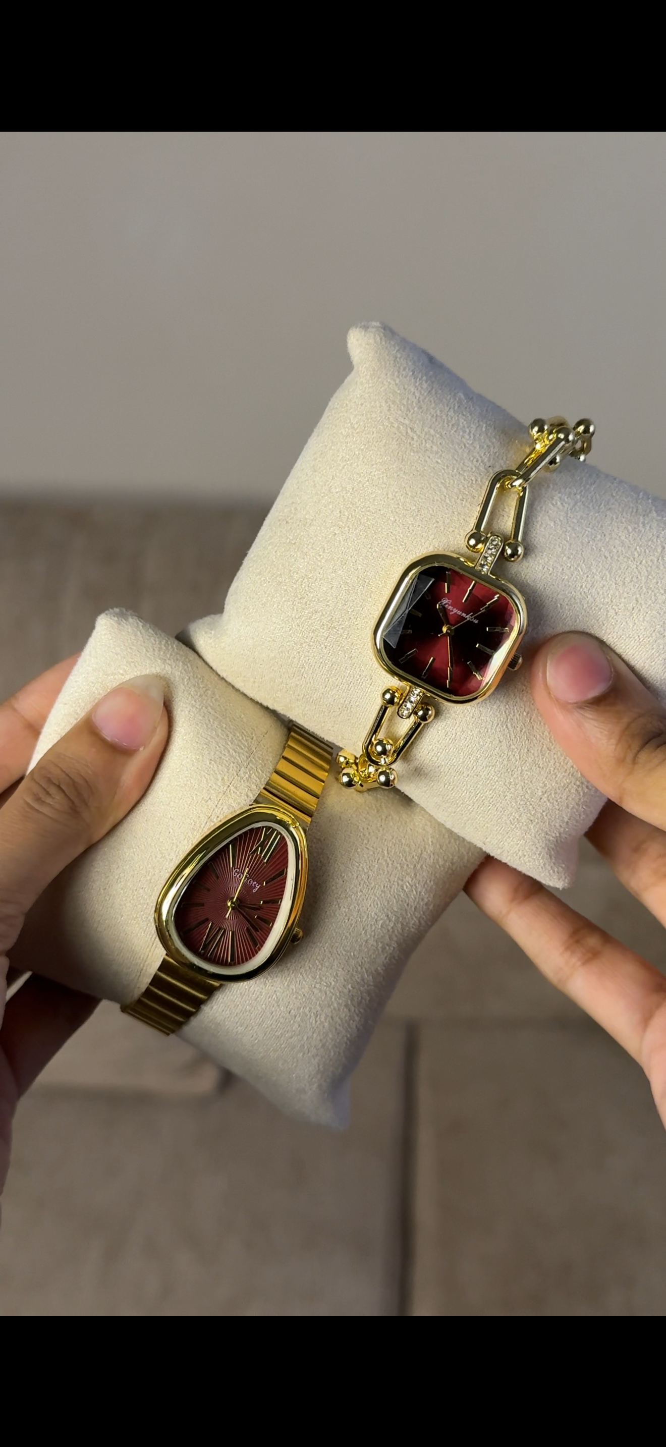 Maroon snakehead + Get 1 Watch (70% Off)