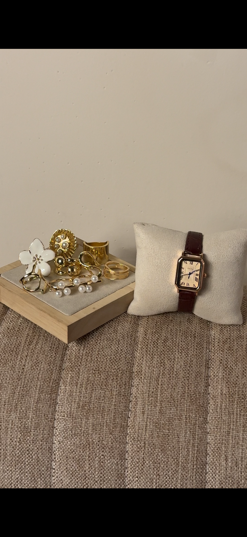 Gogoey Retro +৫টি hibiscus & Pearl Ring set free পান