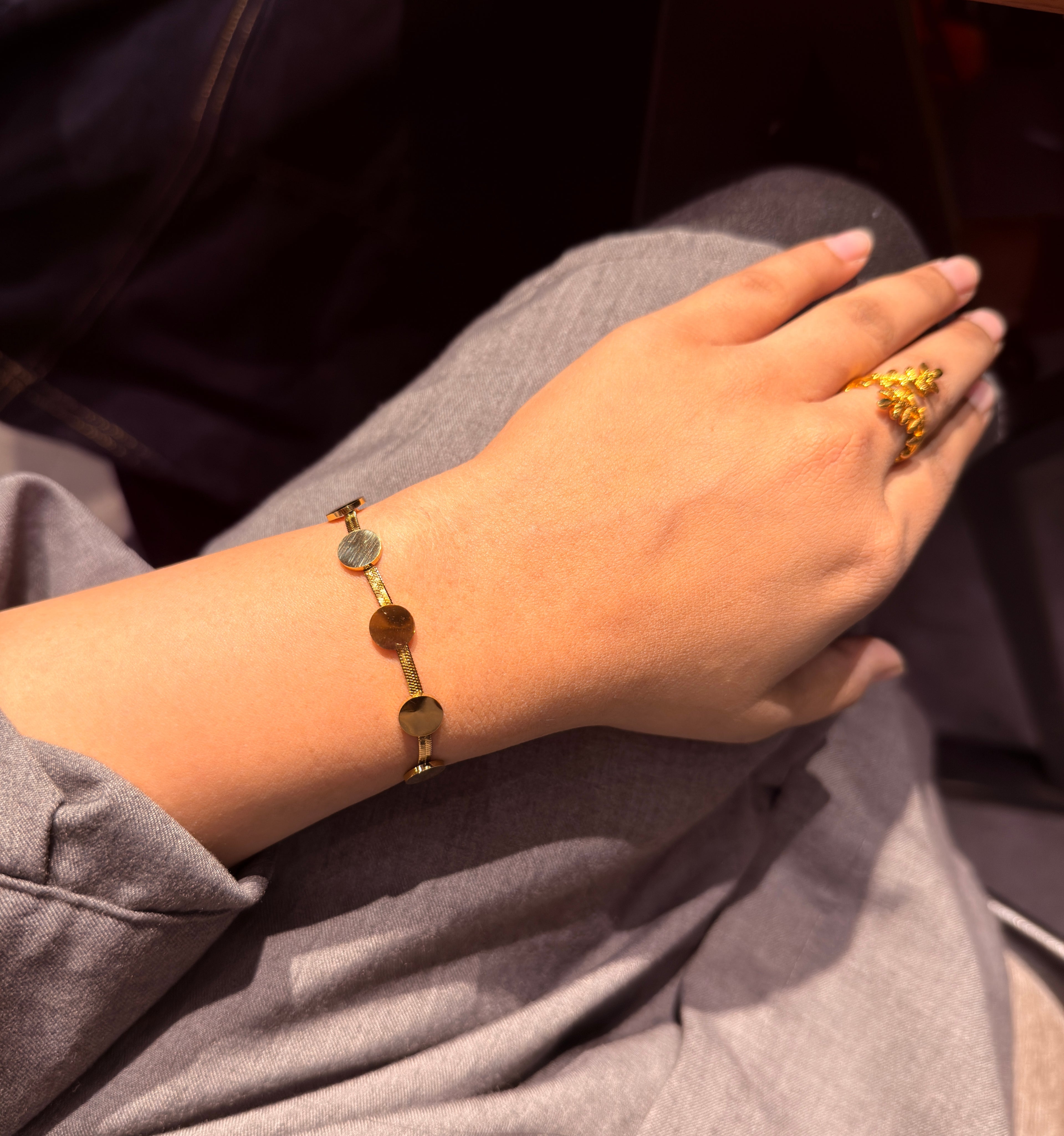 Circle &
