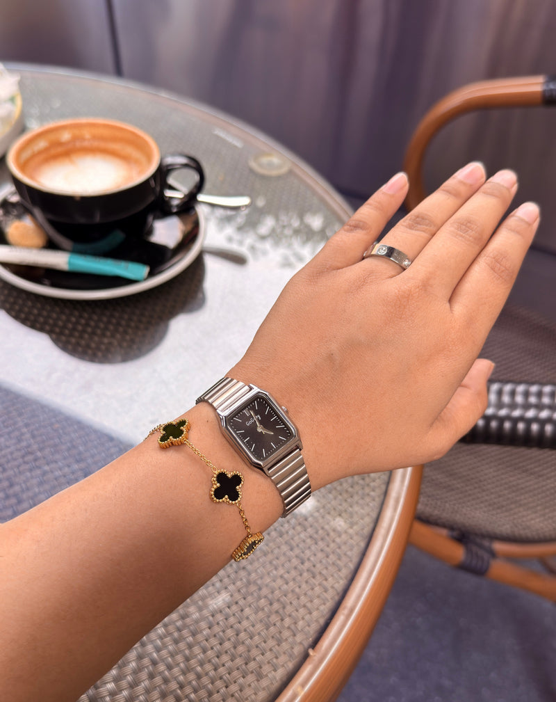 Gogoey black + Clover Bracelet (Free)+ Mystery Ring (Free)