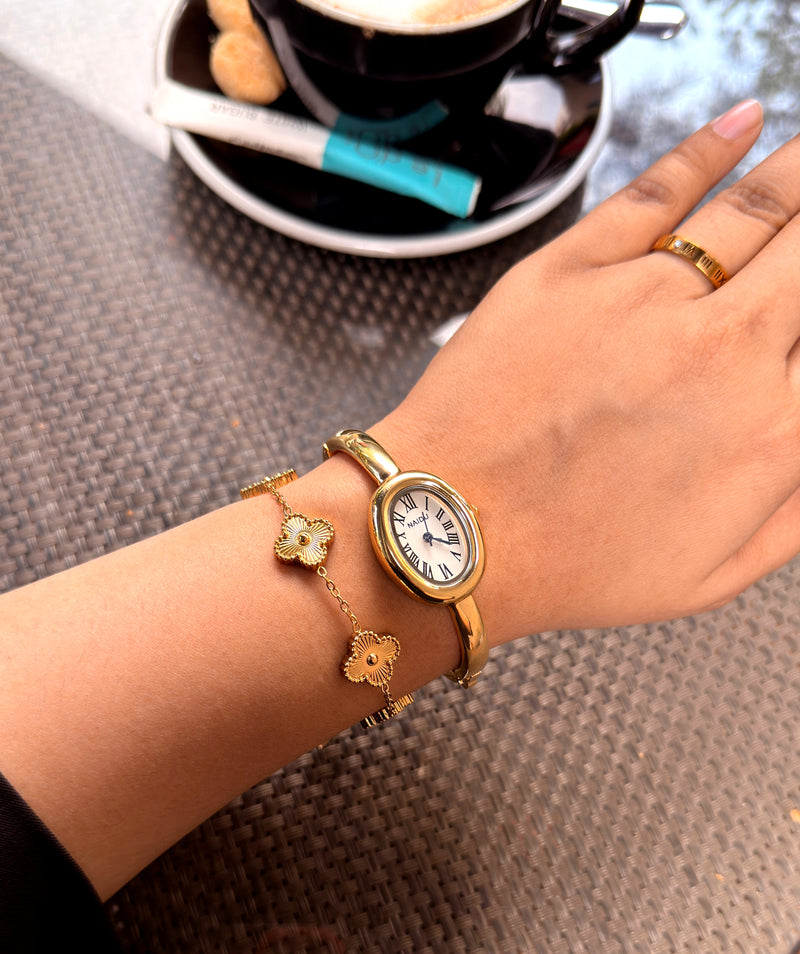 (Naidu cuff watch combo)..  Buy 1 Watch ⌚
Get 2 Jewellery FREE 💍🍀
(Ring + Clover Bracelet)