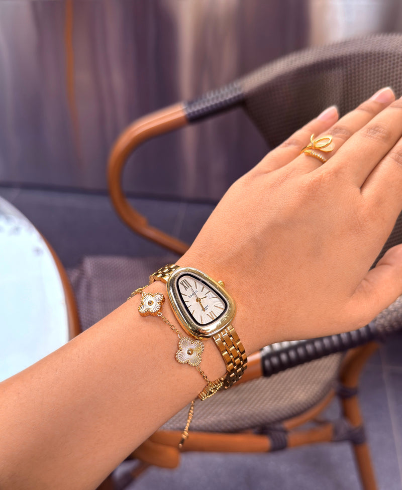 (Barsh snakehead combo) ..  Buy 1 Watch ⌚
Get 2 Jewellery FREE 💍🍀
(Ring + Clover Bracelet)