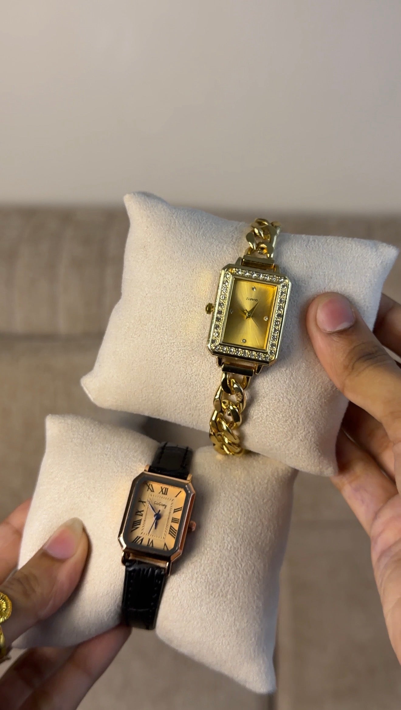 Quartz gold +Get   cartier belt (70% off)