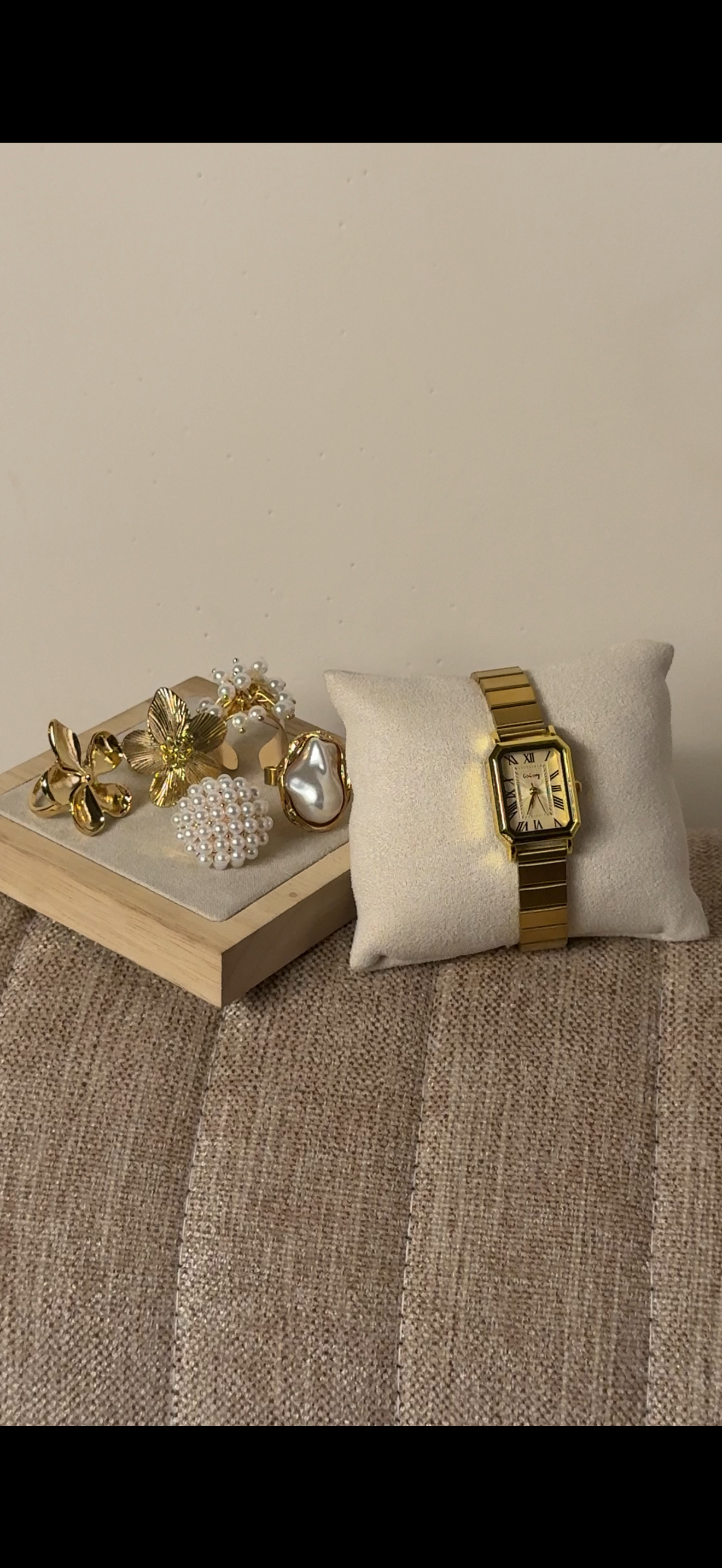 GOGOEY Retan Gold + ৫টি hibiscus & Pearl Ring set free পান