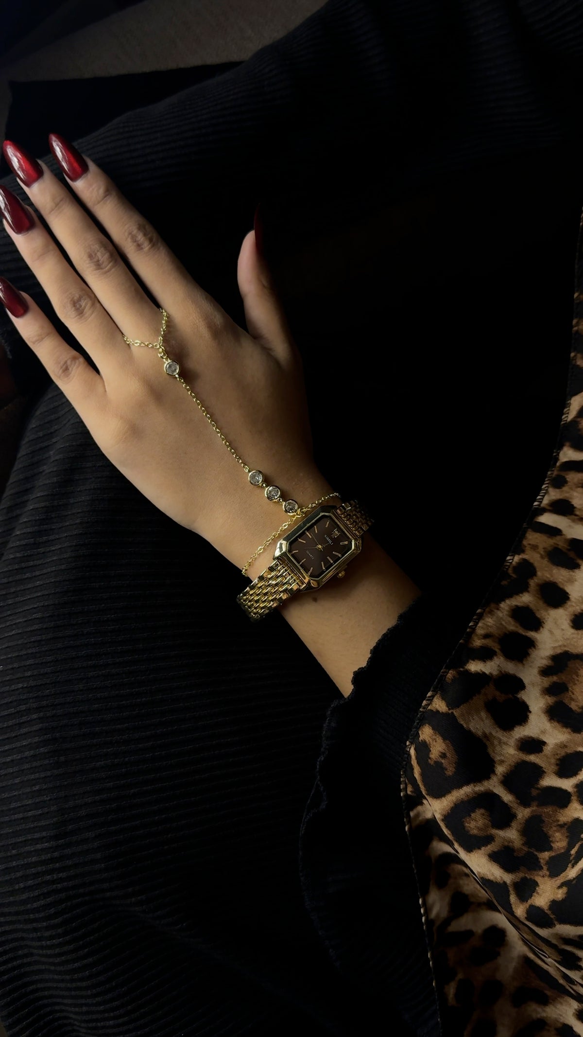 Ximili Gold Black DIal + Solitaire Stone Handchain Combo