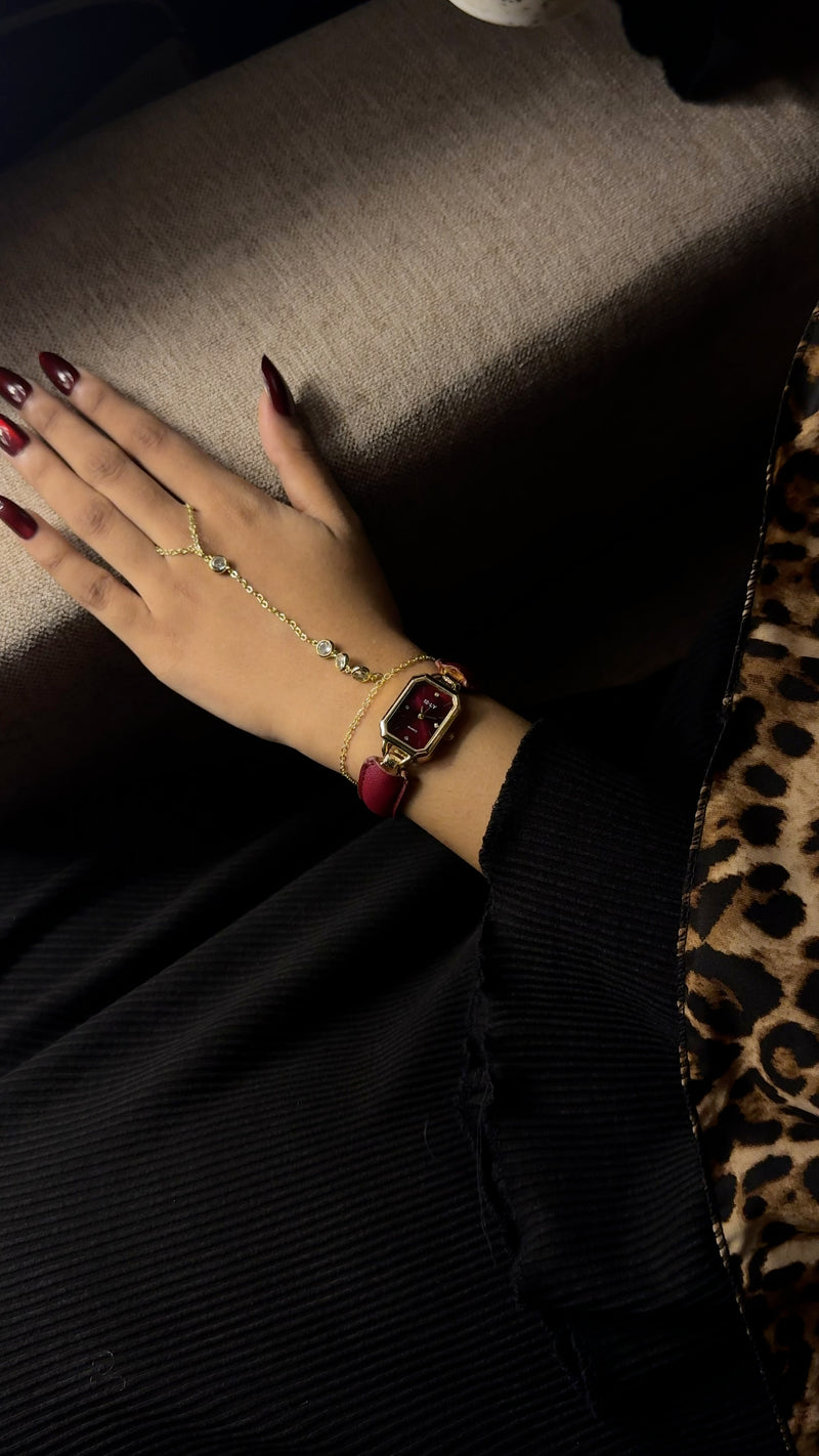 Iealy Maroon + Solitaire Stone Handchain Combo