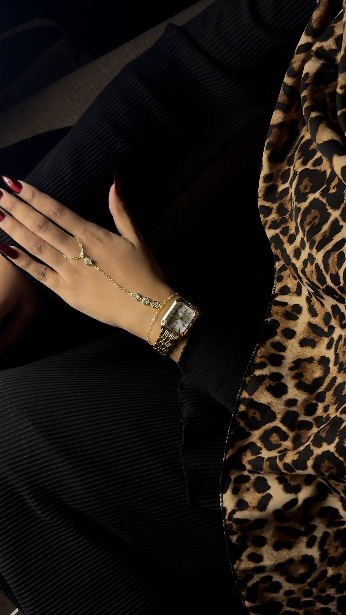 Ximili Gold + Solitaire Stone Handchain Combo