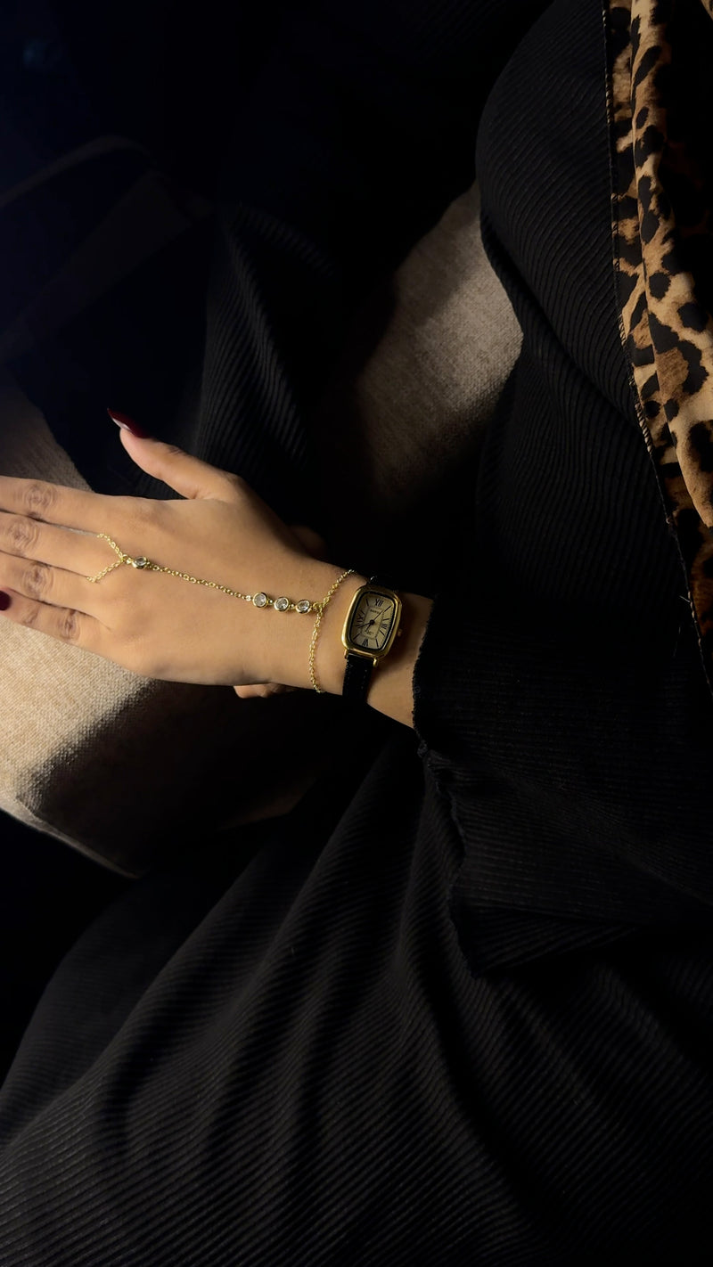 Barsh Strap Black + Solitaire Stone Handchain Combo