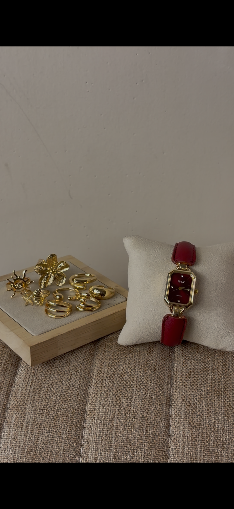 Iely burguny Watch + ring set free