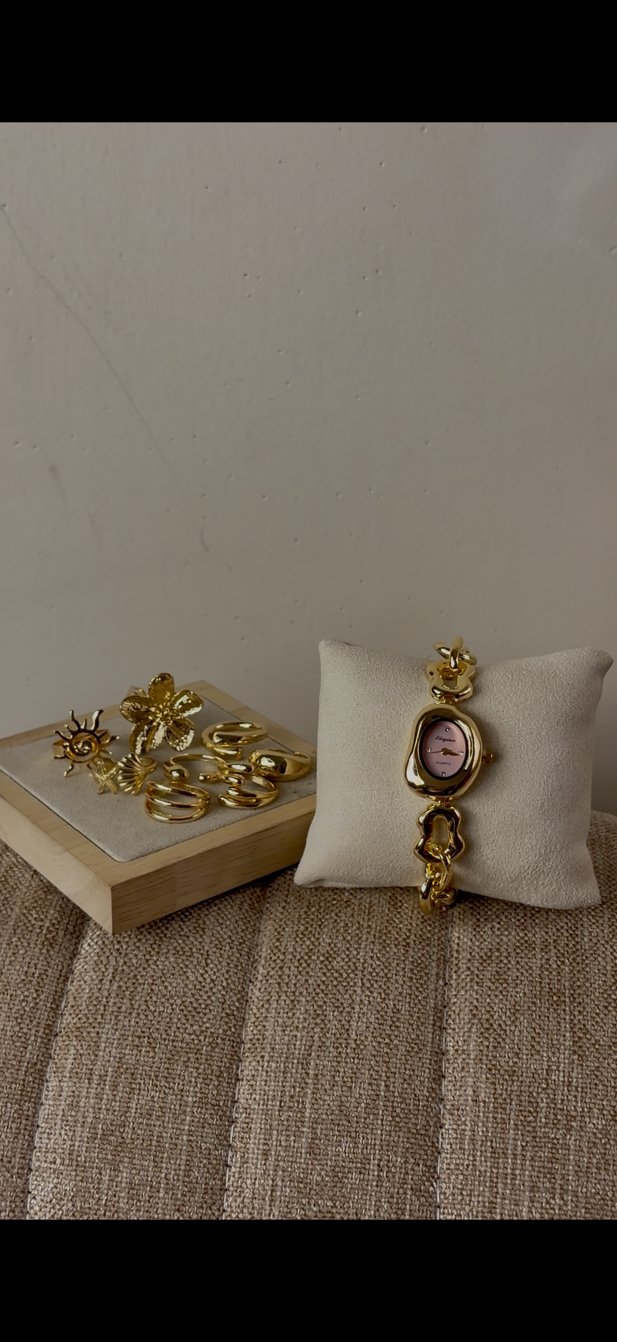 Watch + ring set free