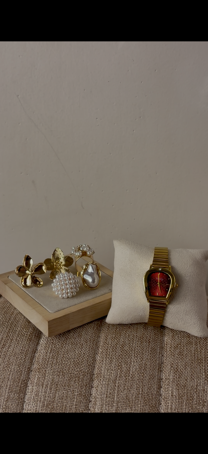 Watch + ring set free