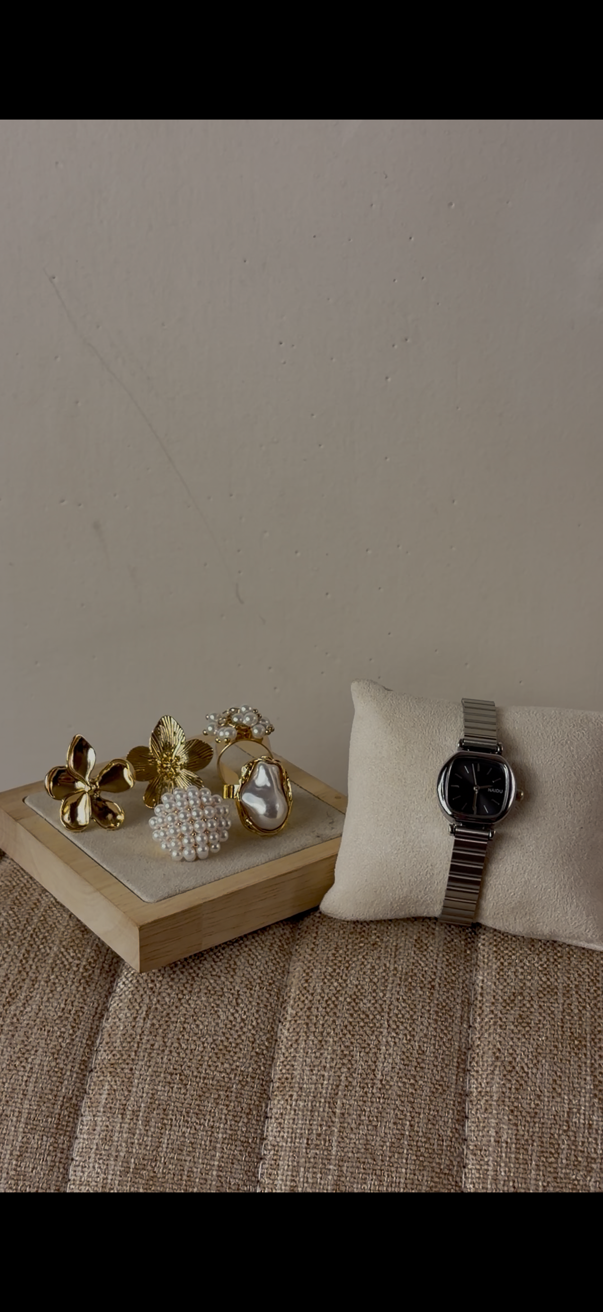 Watch + ring set free