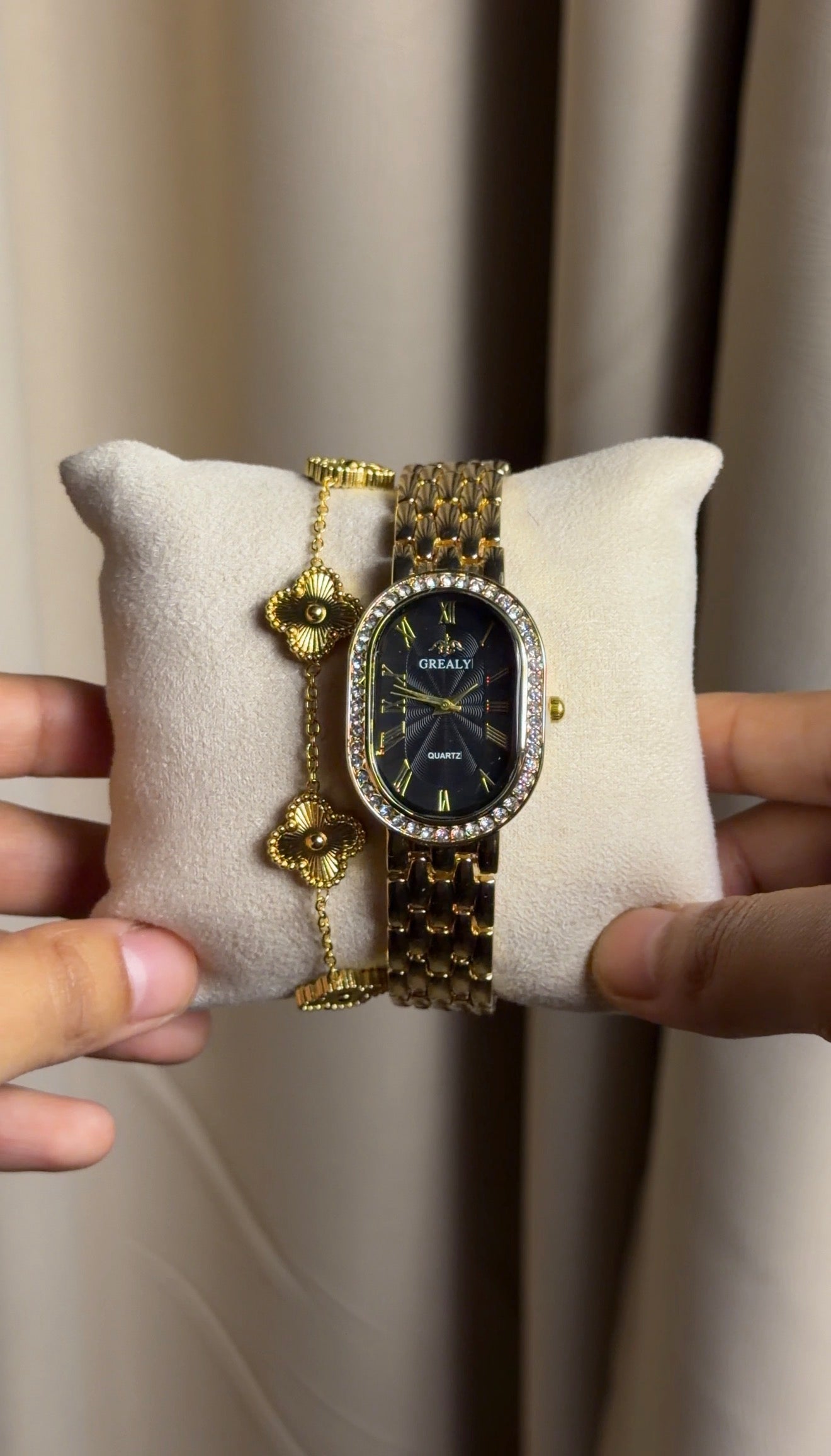 GREALY Black Golden + Clover Bracelet (Free)+ Mystery Ring(Free)