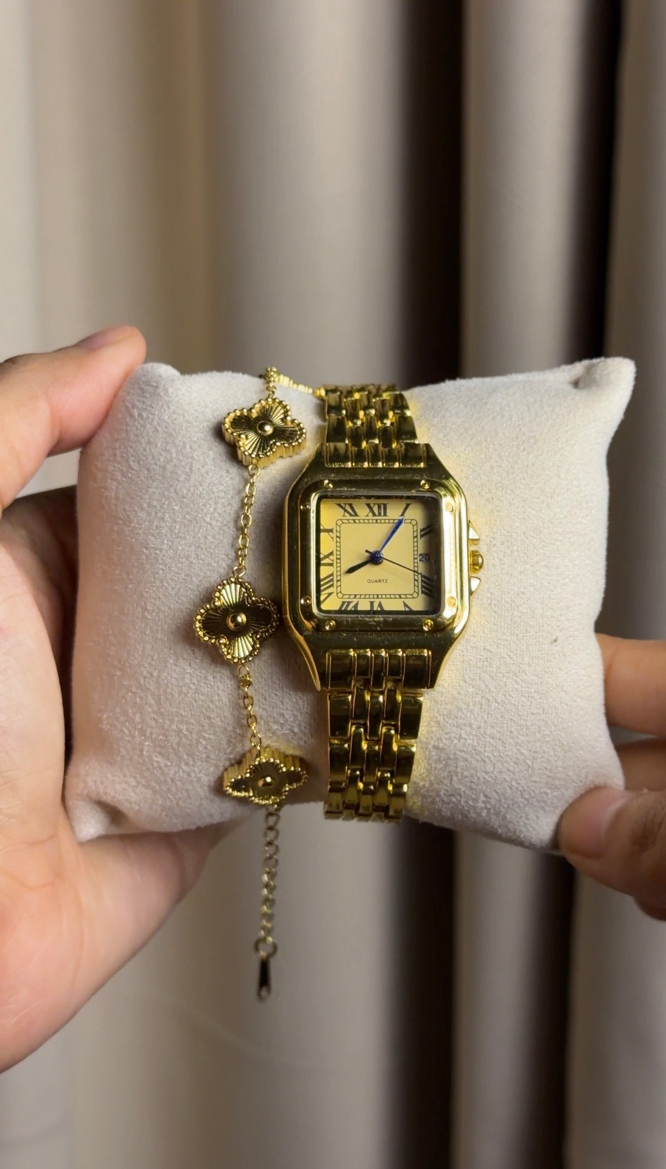 QURTZ Gold + Cartier Nail Bracelet (Free)