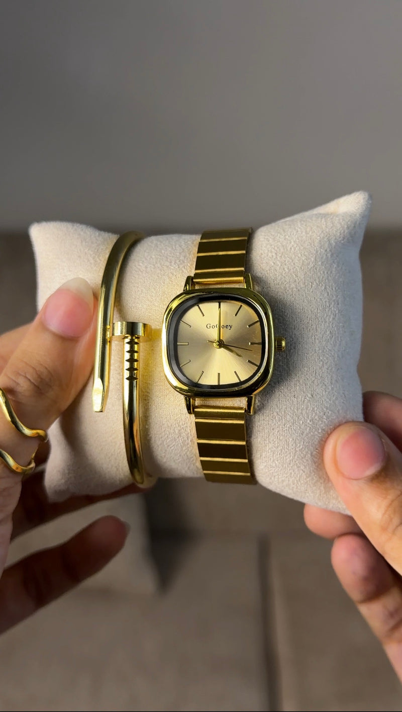 Gogoey Square + Clover Bracelet (Free)+ Mystery Ring (Free)