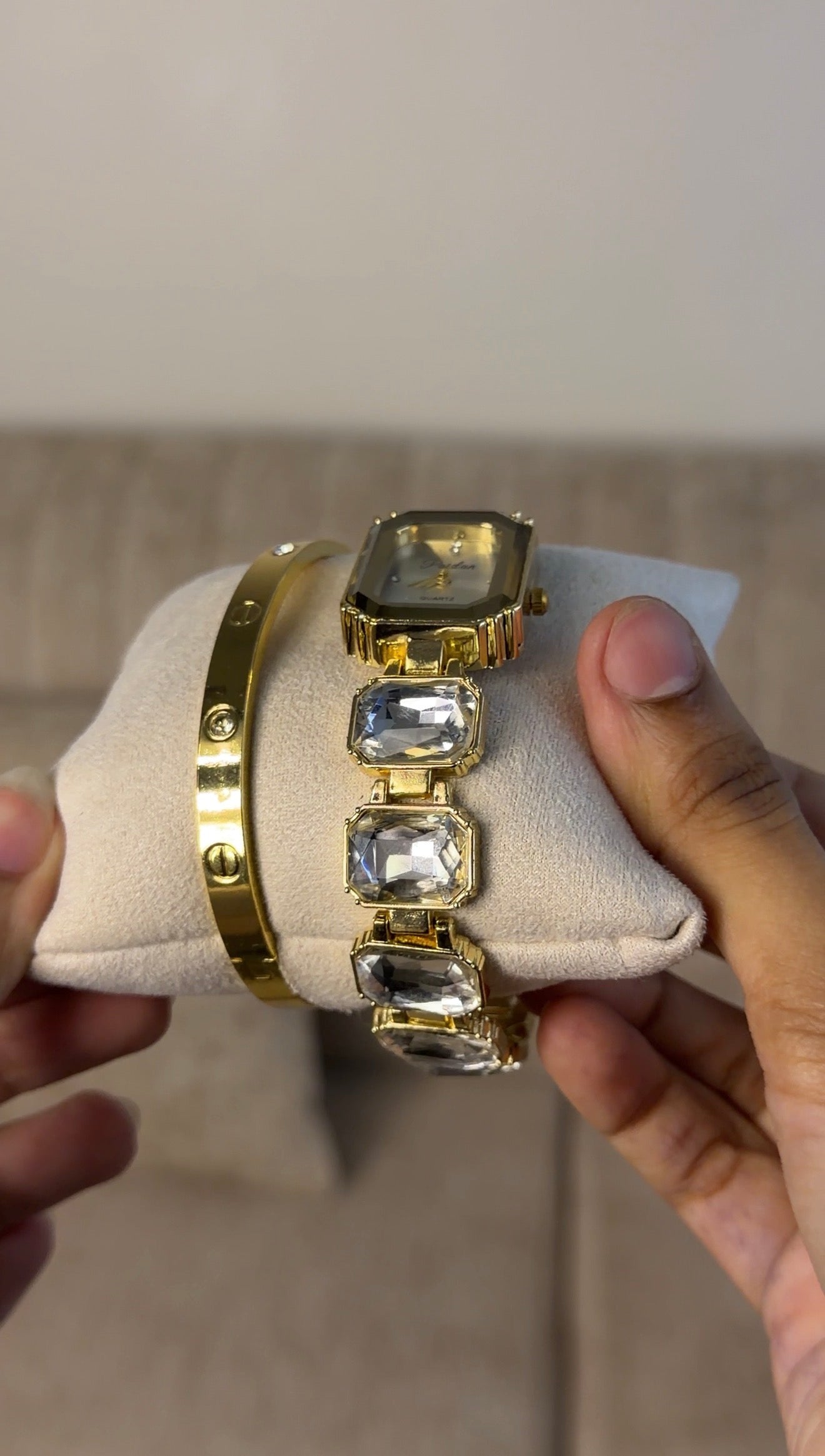 Emerald Cut + Clover Bracelet (Free)+ Mystery Ring(Free)