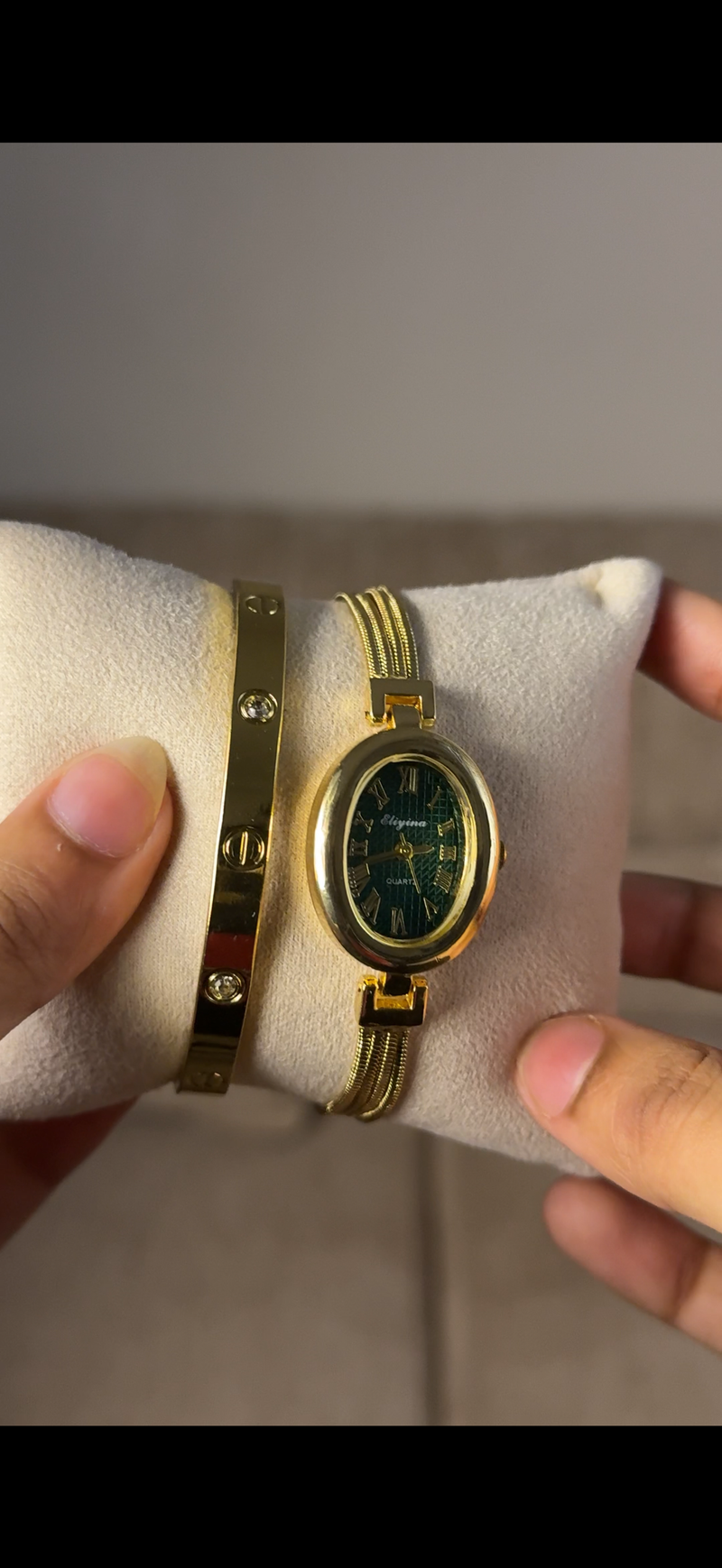 Eliyina Black Oval + Cartier Love Bracelet (Free)