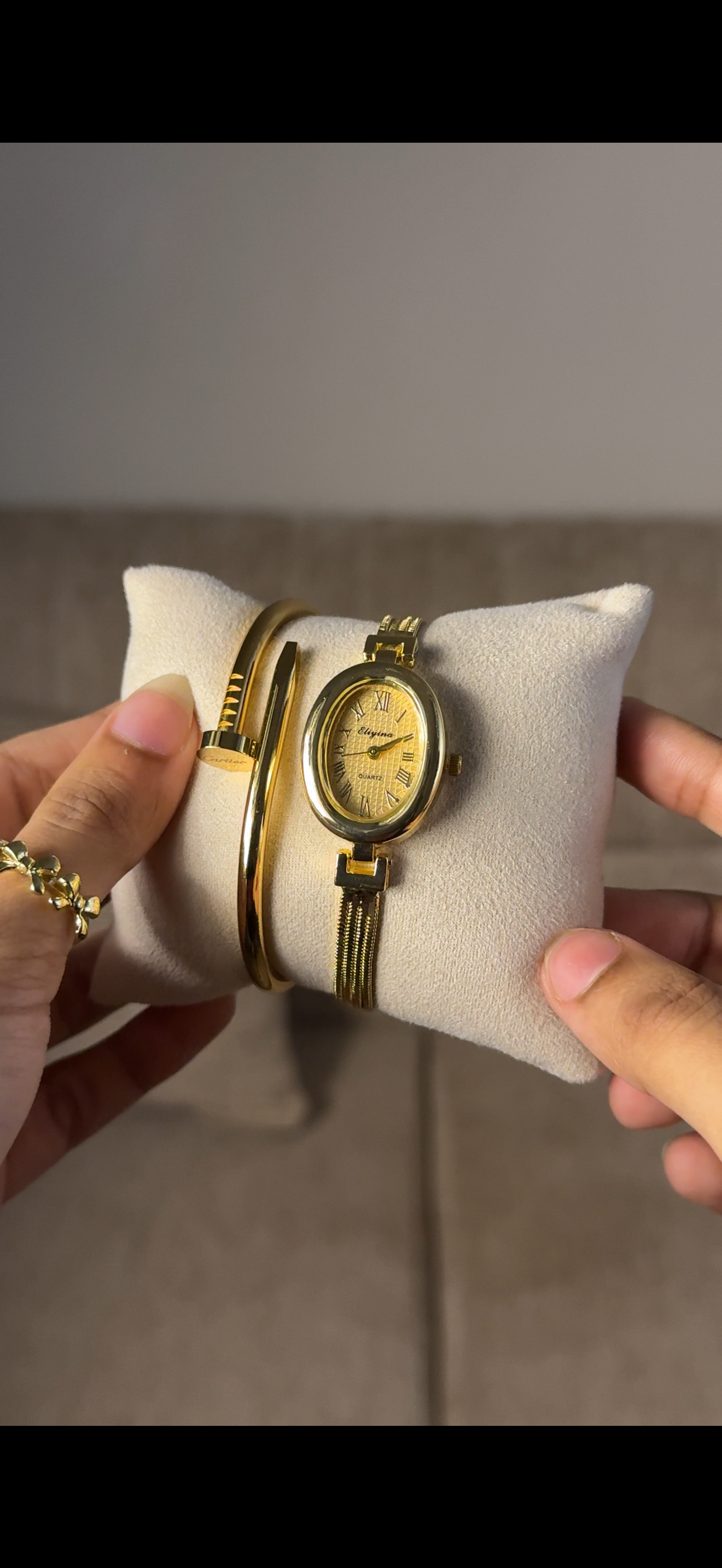 Eliyina Gold Oval + Cartier Nail Bracelet (Free)