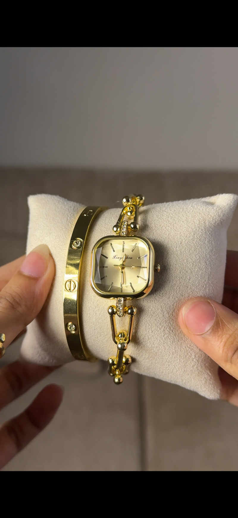 Eliyina Sqaure Full Dial Golden + Clover Bracelet (Free) + Mystery Ring (Free)