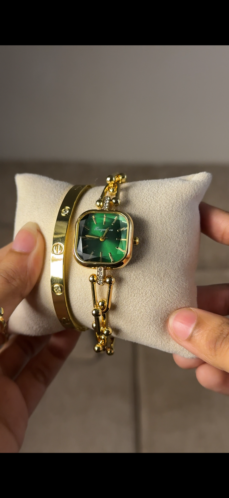Eliyina Sqaure Full Dial Green + Clover Bracelet (Free) + Mystery Ring (Free)