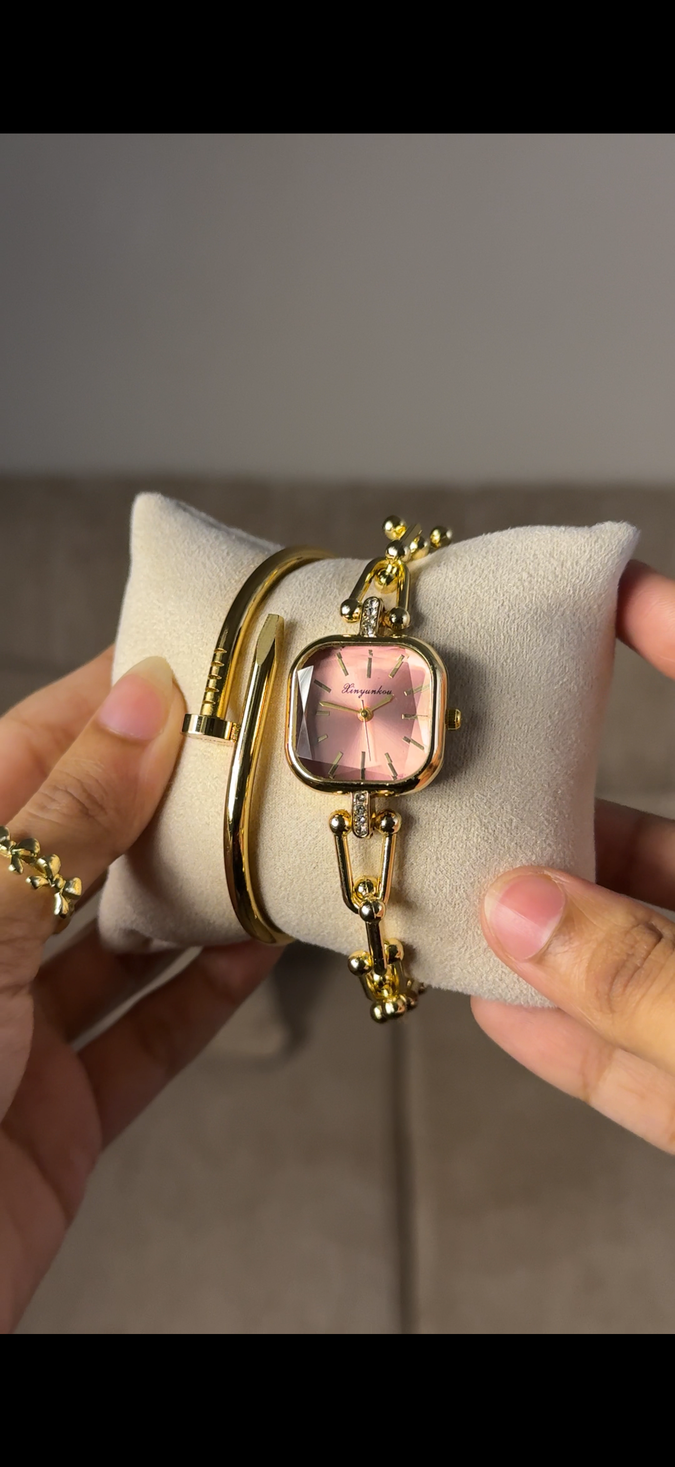 Eliyina Sqaure Full Dial Baby Pink + Clover Bracelet (Free) + Mystery Ring (Free)