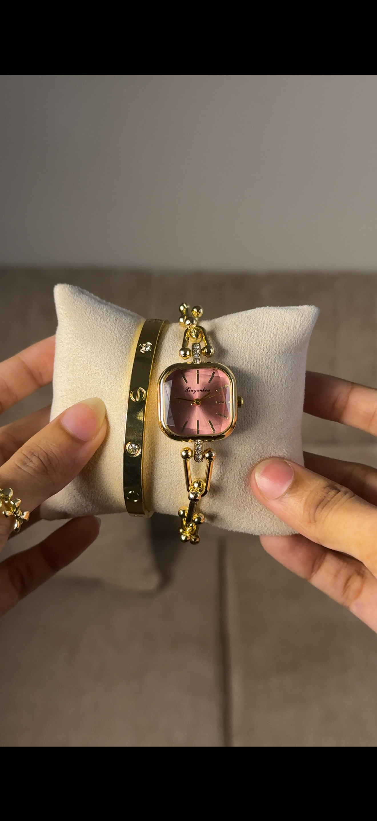 Eliyina Sqaure Full Dial Majenda + Clover Bracelet (Free) + Mystery Ring (Free)