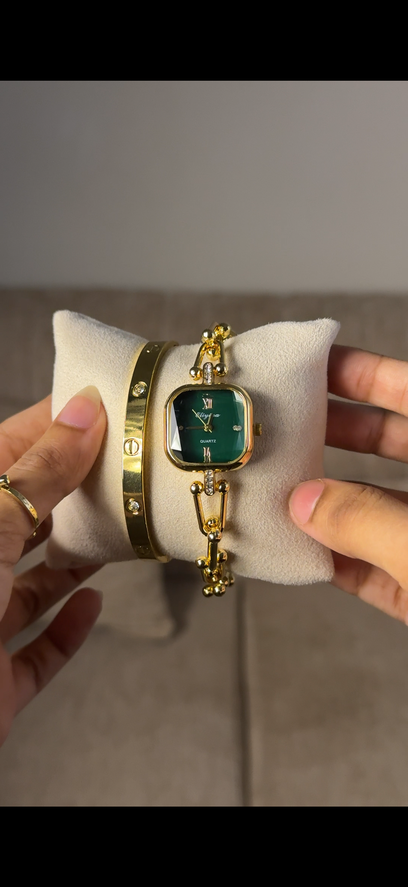 Eliyina Sqaure Half Green + Cartier Love Bracelet (Free)